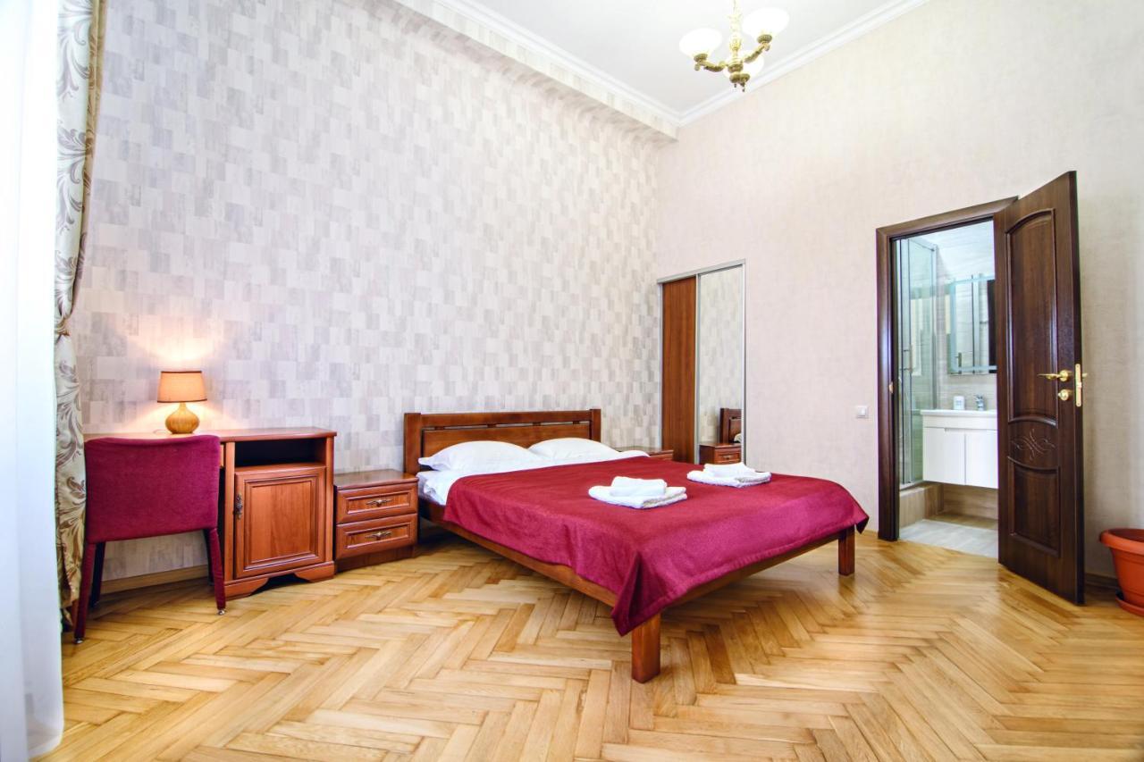 Cossacks Hostel Lviv Luaran gambar